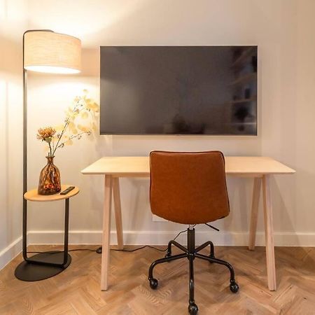 Cityscape Haven: Stylish Studio Cape Town Bagian luar foto